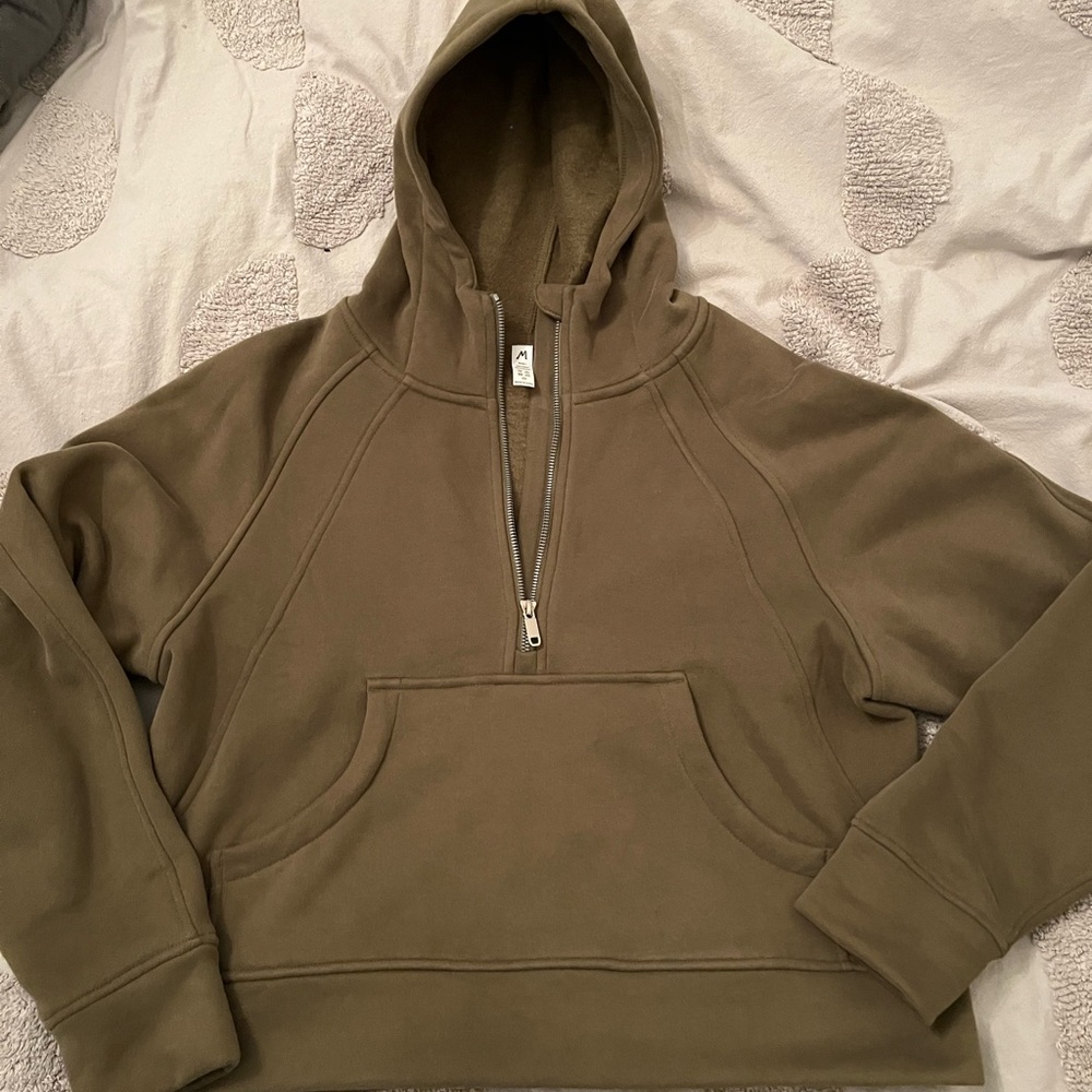Gym People Cropped Hoodie